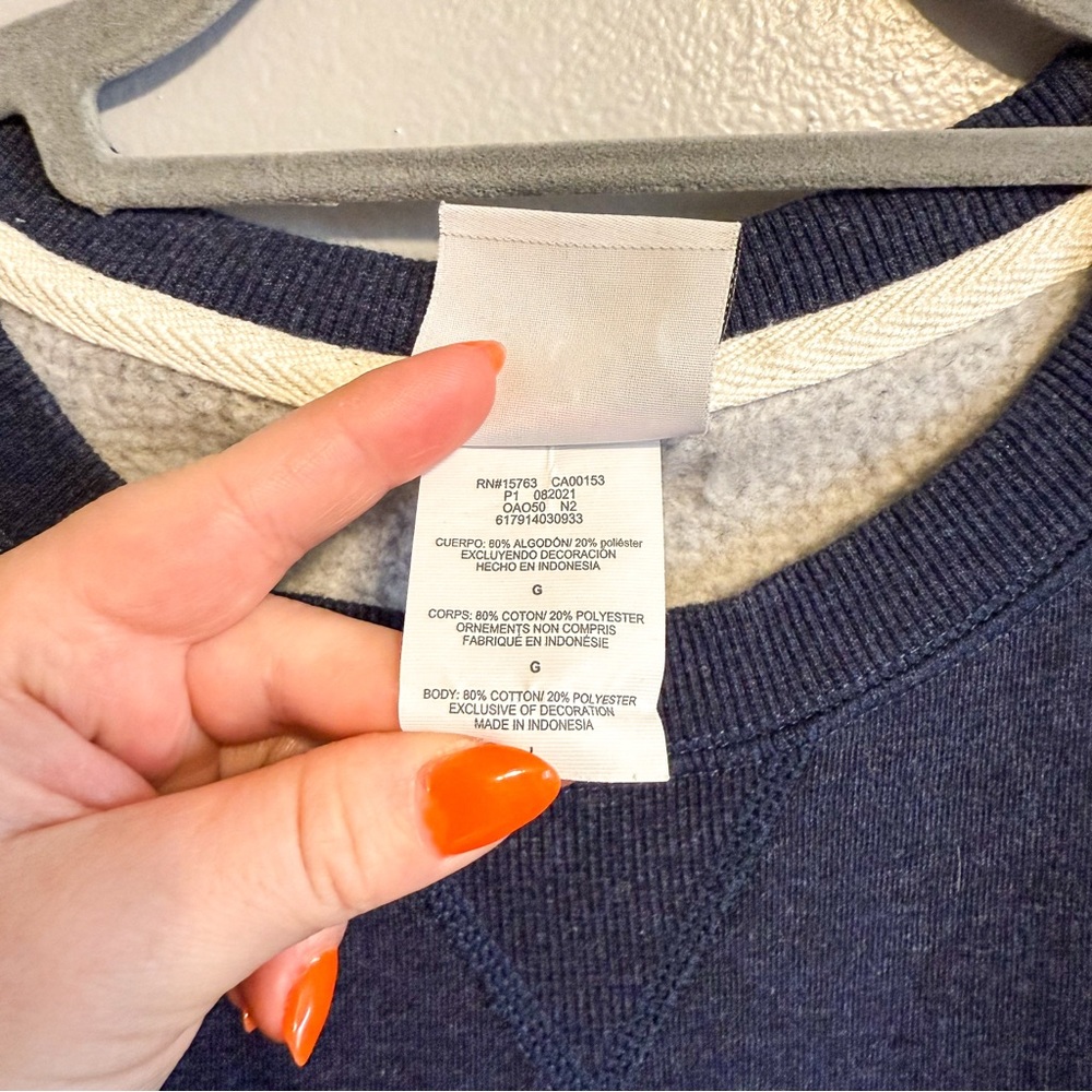 Champion Navy Blue Crewneck Sweatshirt Mens Size L Classic Athletic Pullover - Picture 4 of 5